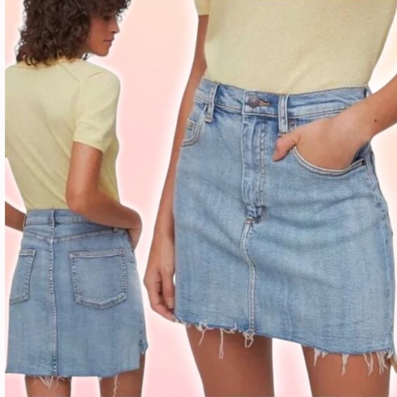 Aritzia Dresses & Skirts - 💥 Aritzia Wilfred Free Raw Hem Denim Skirt